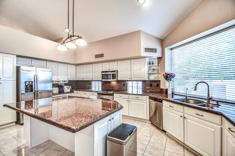 353 E Hiddenview Dr, Phoenix, AZ 85048 photo 13