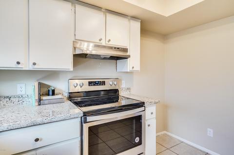5519 S Mitchell Dr, Tempe, AZ 85283 photo 11