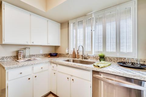 5519 S Mitchell Dr, Tempe, AZ 85283 photo 12