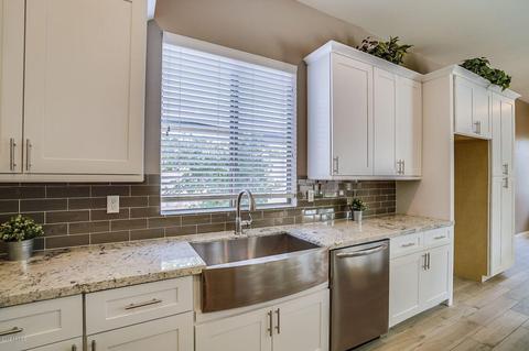 4259 E Seasons Cir, Gilbert, AZ 85297 photo 5