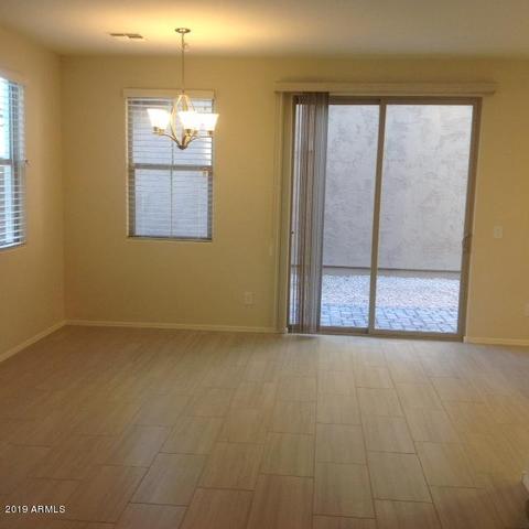 311 N 56th Pl, Mesa, AZ 85205 photo 3