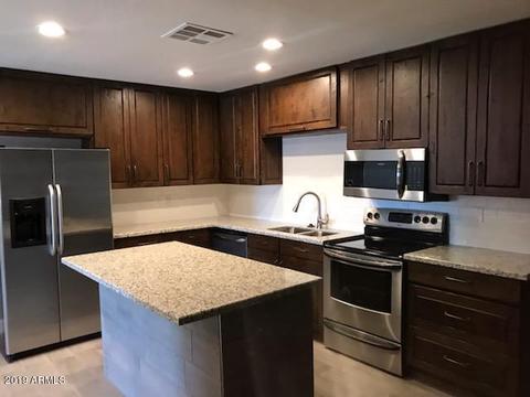 3408 N 39th Dr, Phoenix, AZ 85019 photo 6