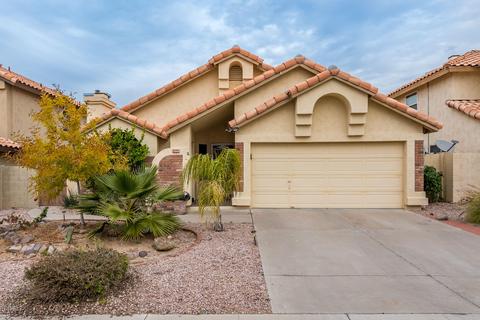 1948 E Rosemonte Dr, Phoenix, AZ 85024 photo 2