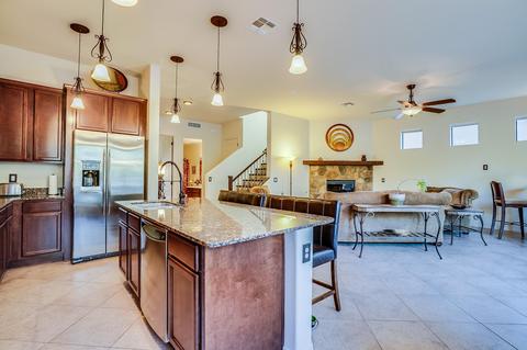 8644 E Indigo St, Mesa, AZ 85207 photo 3