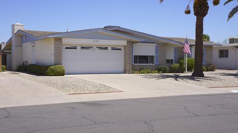 1652 E Verlea Dr, Tempe, AZ 85282 photo 2