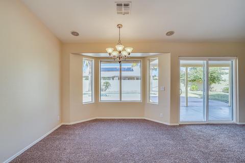 3670 E Cedarwood Ln, Phoenix, AZ 85048 photo 11
