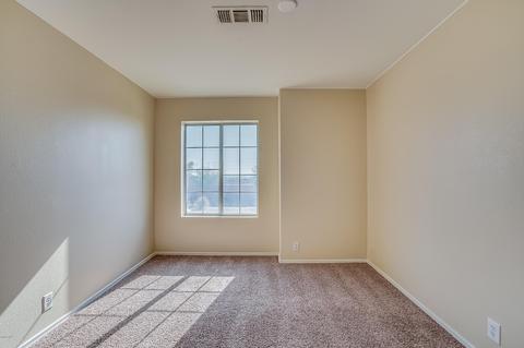3670 E Cedarwood Ln, Phoenix, AZ 85048 photo 23