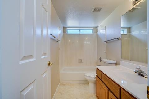 3670 E Cedarwood Ln, Phoenix, AZ 85048 photo 25