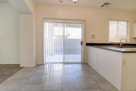 3918 W Carter Rd, Phoenix, AZ 85041 photo 10
