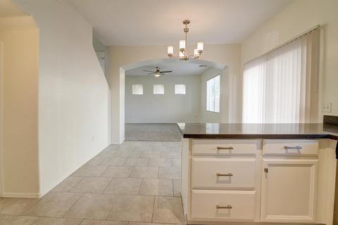3918 W Carter Rd, Phoenix, AZ 85041 photo 14