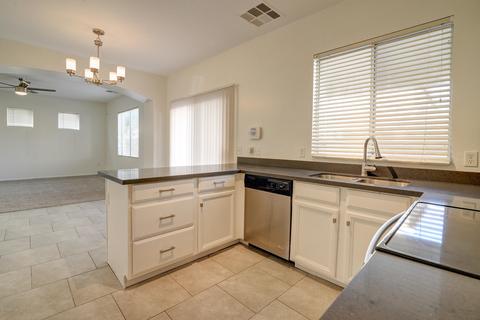 3918 W Carter Rd, Phoenix, AZ 85041 photo 13