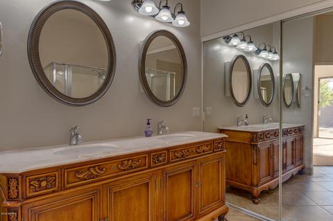 4905 E Kirkland Rd, Phoenix, AZ 85054 photo 7
