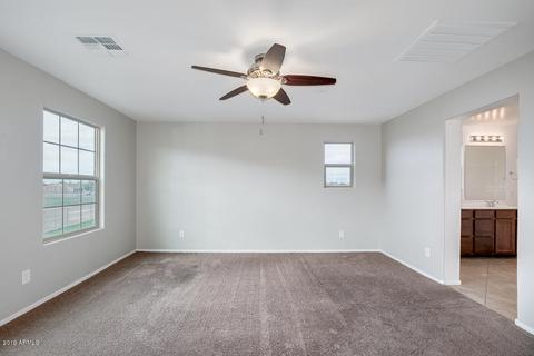2222 S Buckaroo Trl, Gilbert, AZ 85295 photo 4