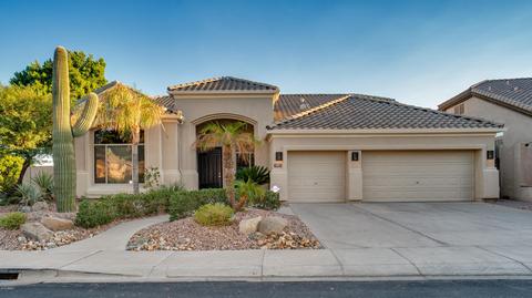 355 E Wildwood Dr, Phoenix, AZ 85048 photo 1