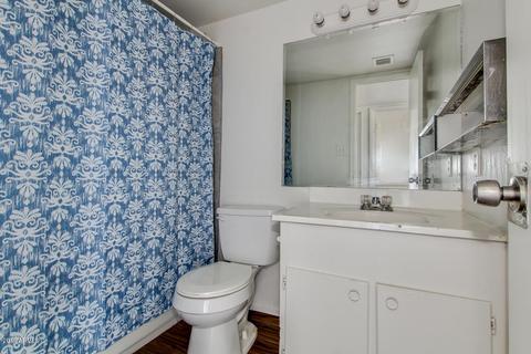 4252 N 68th Ln, Phoenix, AZ 85033 photo 19