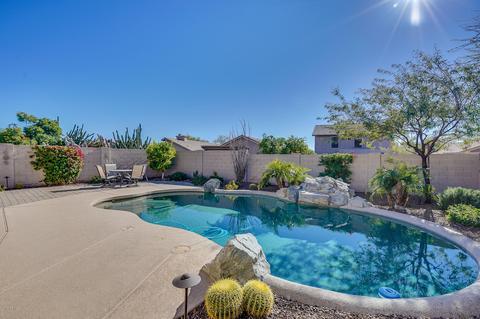 4819 E Mossman Rd, Phoenix, AZ 85054 photo 1