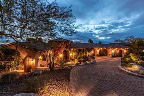 1527 Eugie Ave, Phoenix, AZ 85022 photo 1