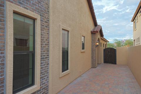 8720 E Ivy St, Mesa, AZ 85207 photo 2