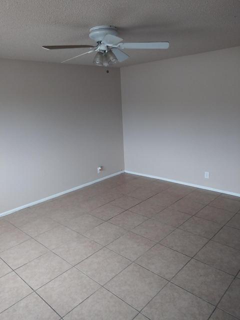233 E Garnet Ave, Mesa, AZ 85210 photo 2
