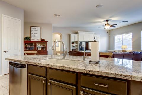 3036 E Canyon Creek Dr, Gilbert, AZ 85295 photo 6
