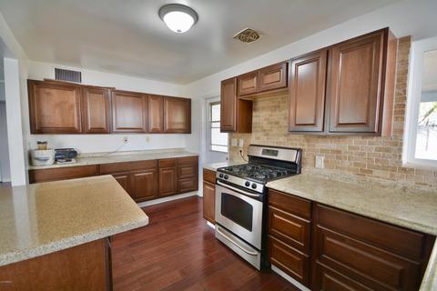 722 W 2nd Pl, Mesa, AZ 85201 photo 3