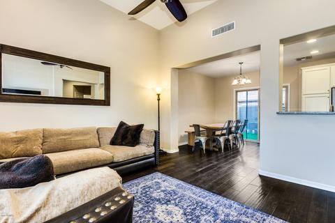 3652 E Covey Ln, Phoenix, AZ 85050 photo 4