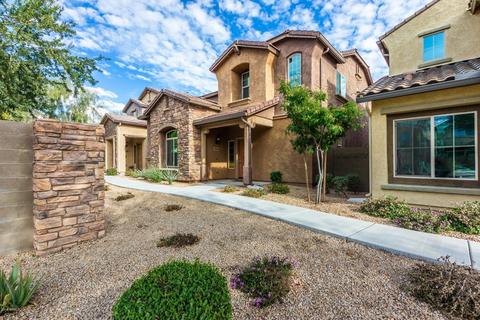 3652 E Covey Ln, Phoenix, AZ 85050 photo 1