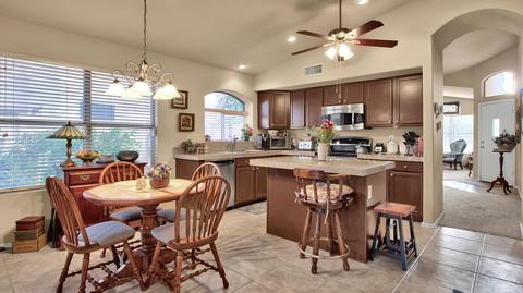 4514 E Melinda Ln, Phoenix, AZ 85050 photo 3