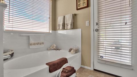 4514 E Melinda Ln, Phoenix, AZ 85050 photo 22