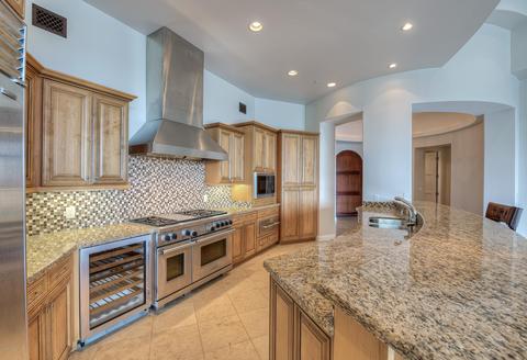 2 Biltmore Est #203, Phoenix, AZ 85016 photo 11