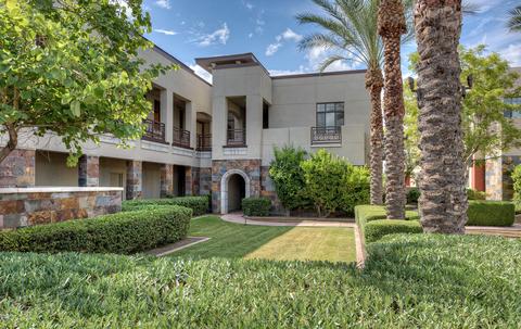 2 Biltmore Est #203, Phoenix, AZ 85016 photo 3