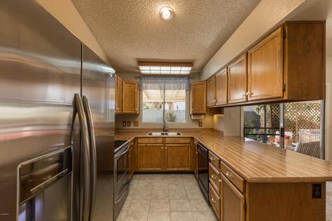 1033 E Wickieup Ln, Phoenix, AZ 85024 photo 11