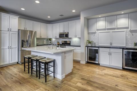 2910 N 48th Pl, Phoenix, AZ 85018 photo 8