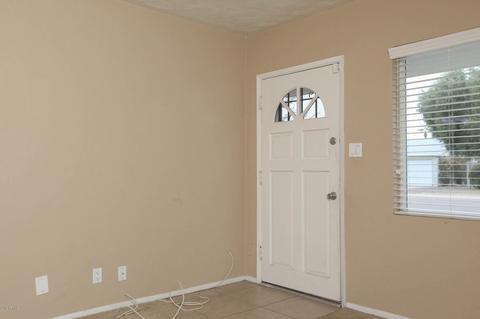 2213 E Sells Dr, Phoenix, AZ 85016 photo 10