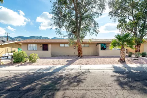 807 E Hazel Dr, Phoenix, AZ 85042 photo 2