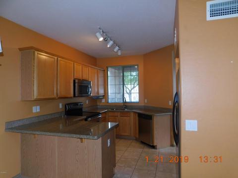 406 E Redwood Ln, Phoenix, AZ 85048 photo 2