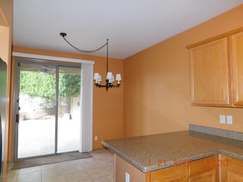 406 E Redwood Ln, Phoenix, AZ 85048 photo 3