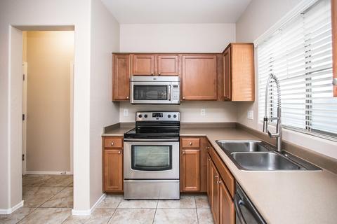 4755 E Laurel Ave, Gilbert, AZ 85234 photo 4