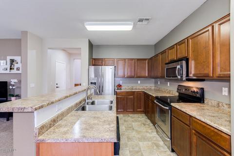3736 E Chickadee Rd, Gilbert, AZ 85297 photo 9
