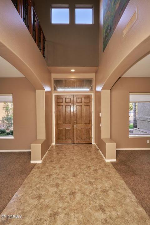 1041 E Tyson Ct, Gilbert, AZ 85295 photo 3