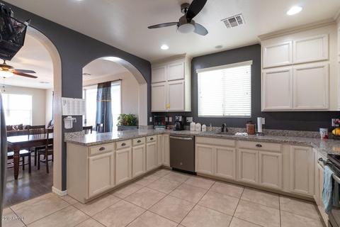 4249 E Pony Ln, Gilbert, AZ 85295 photo 12