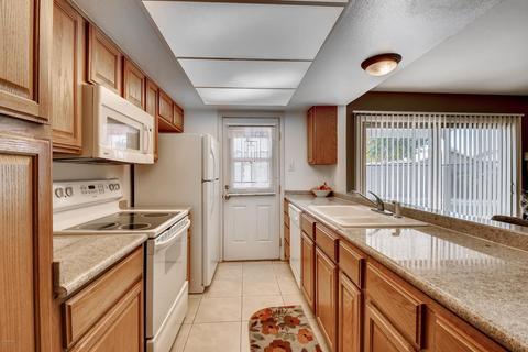 1073 E Carson Dr, Tempe, AZ 85282 photo 9