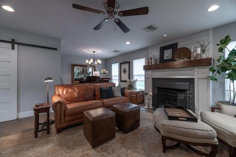 3909 E Highland Ave, Phoenix, AZ 85018 photo 9