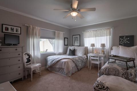 3909 E Highland Ave, Phoenix, AZ 85018 photo 18