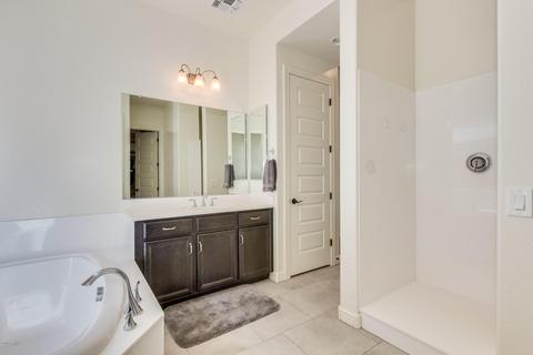 2205 E Tomahawk Dr, Gilbert, AZ 85298 photo 27