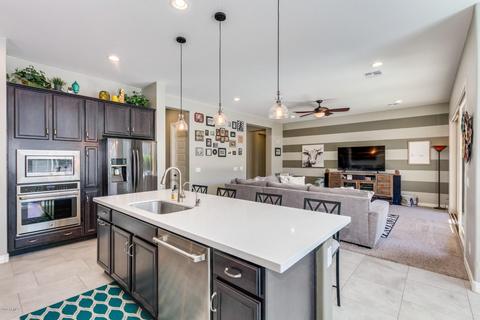 2205 E Tomahawk Dr, Gilbert, AZ 85298 photo 10