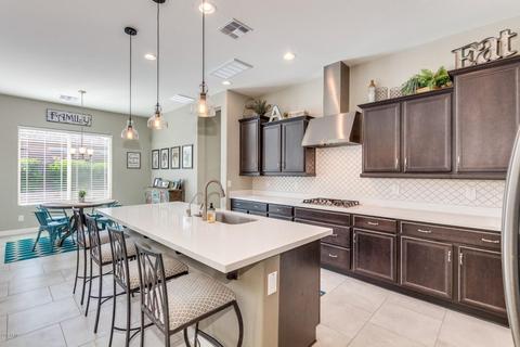 2205 E Tomahawk Dr, Gilbert, AZ 85298 photo 7