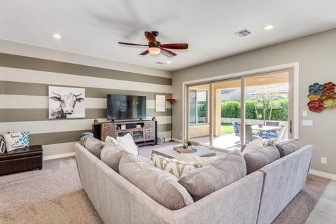 2205 E Tomahawk Dr, Gilbert, AZ 85298 photo 12