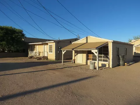 340 S Main Dr, Apache Junction, AZ 85120 photo 1