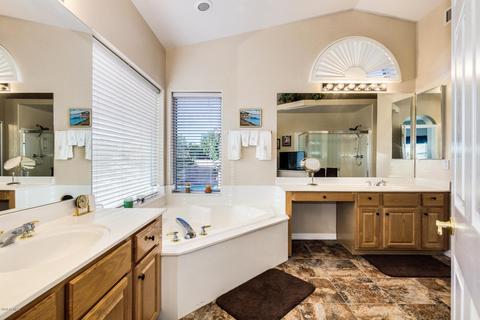 3219 E Desert Flower Ln, Phoenix, AZ 85044 photo 19